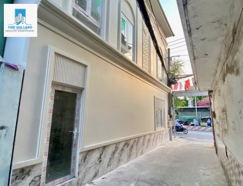BÁN NHÀ MỚI ĐẸP - HUỲNH TẤN PHÁT - TT NHÀ BÈ .