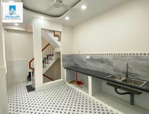 BÁN NHÀ MỚI ĐẸP - HUỲNH TẤN PHÁT - TT NHÀ BÈ .
